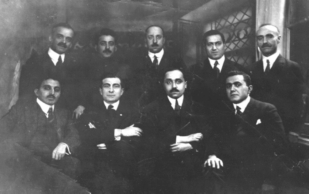 Holly Arida & Richard Alan Popp, Writing Together: Two Generations of Arab Americans Serve the Public Purpose, Al Jadid, Vol. 16, no. 63, 2010